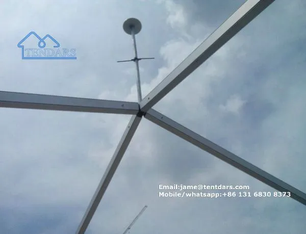 Ασπρόμαυρη σκηνή στέγης στέγης της οροφής Εύκολη δημιουργία παγόδας για υπαίθρια τελετή